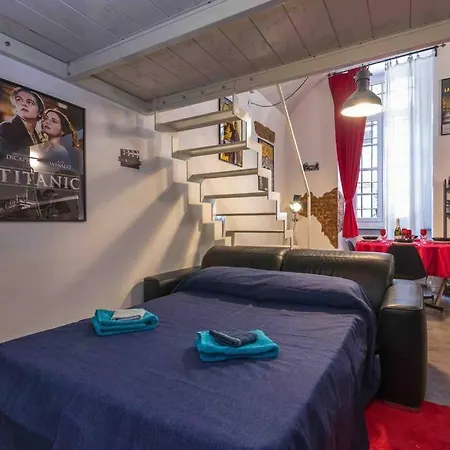 Hollywood Housein The Heart Of Apartmán