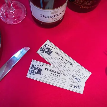 Hollywood Housein The Heart Of Apartmán Turín